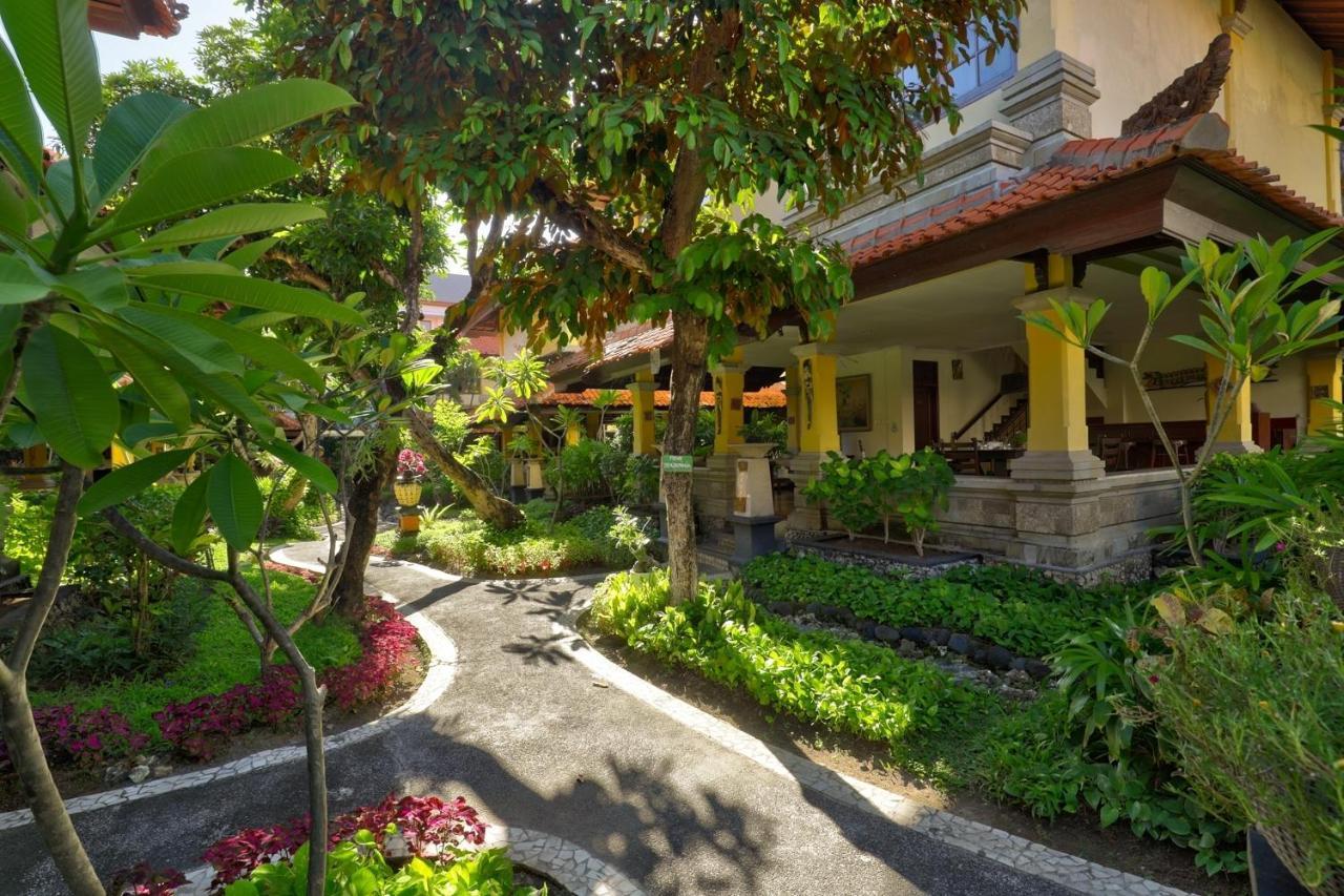 Royal Hotel And Villa Bali Legian Exteriör bild