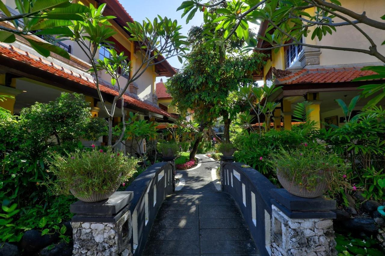 Royal Hotel And Villa Bali Legian Exteriör bild